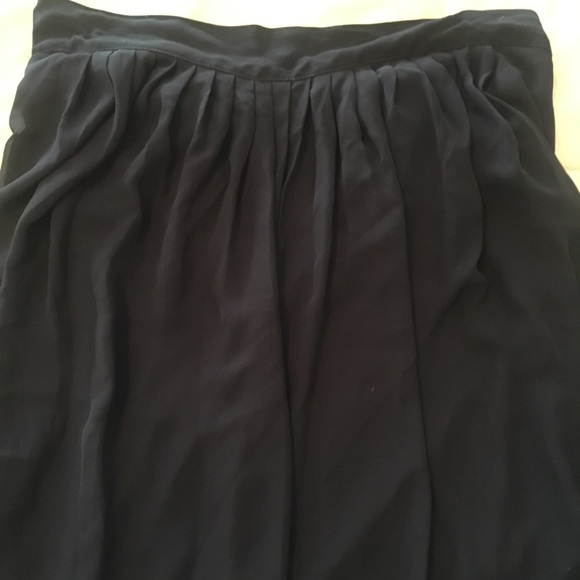 Navy blue skirt - Picture 3 of 8